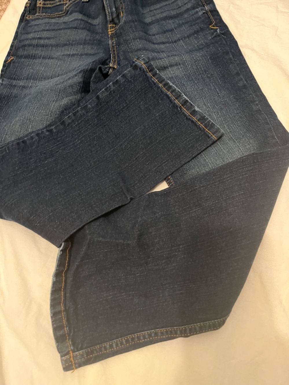 Cat & Jack and Old Navy Kids Bootcut jeans size 10
Selling together - Picture 5 of 9